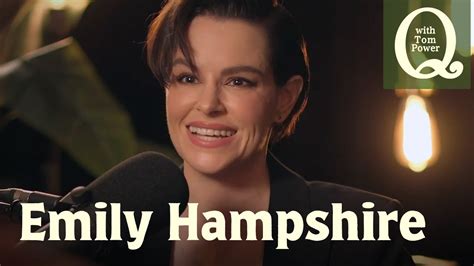 Emily Hampshire on The End of Sex and how Schitts。